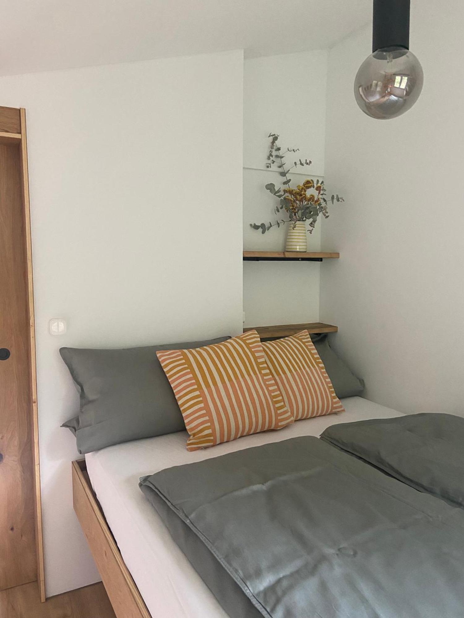 Modernes Tinyhouse Trailer Cabins Am Waldrand - Mit Seezugang 埃京 外观 照片