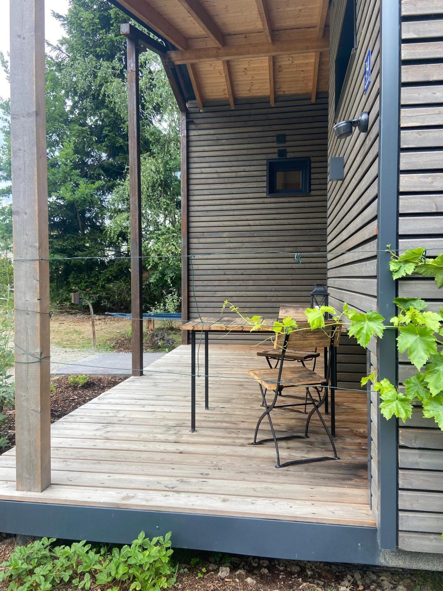 Modernes Tinyhouse Trailer Cabins Am Waldrand - Mit Seezugang 埃京 外观 照片